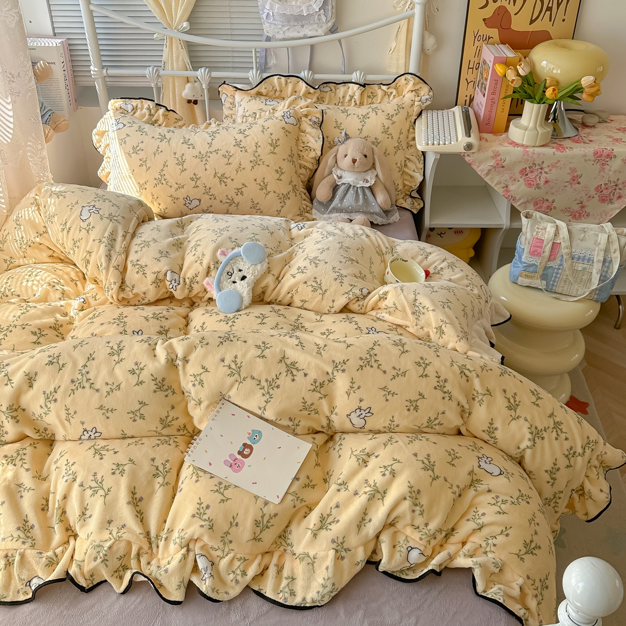 91家纺网 家纺一手货源 找家纺 韩都家居 2025新款亲肤舒适韩版温暖牛奶绒四件套-花边款 香草兔