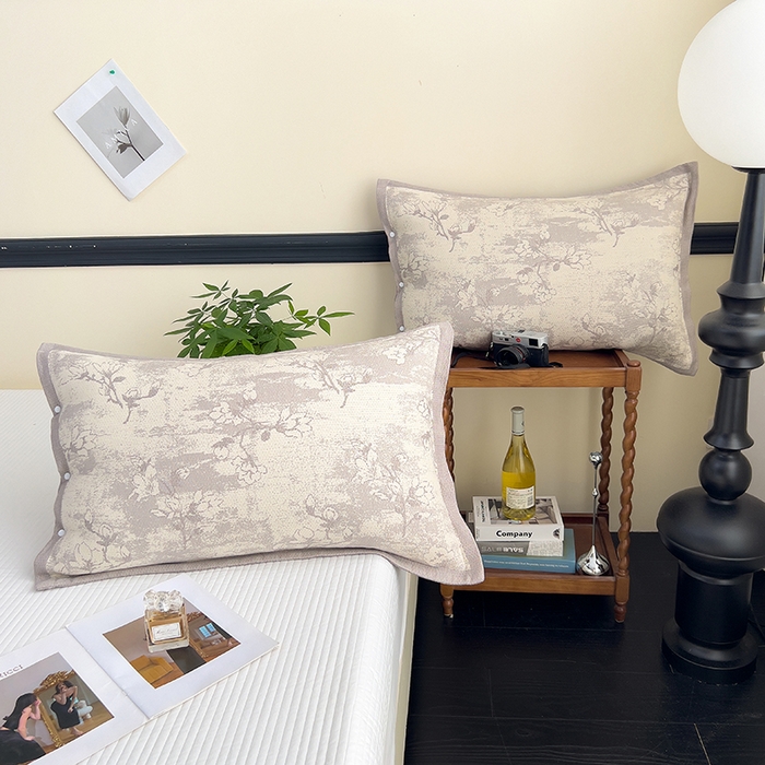 91家纺网 家纺一手货源 找家纺 悦然毛巾被 2025新款四层纱全棉纱布枕套 花树棕