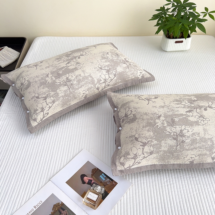 91家纺网 家纺一手货源 找家纺 悦然毛巾被 2025新款四层纱全棉纱布枕套 花树棕