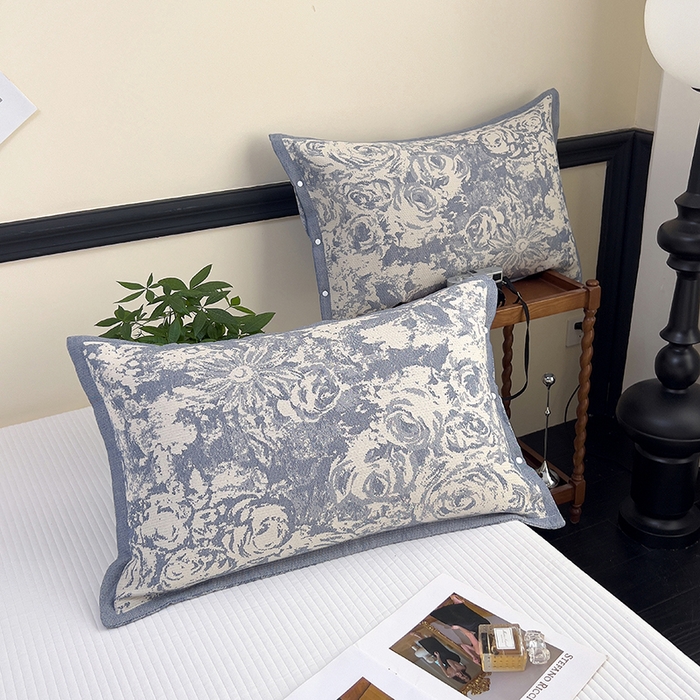 91家纺网 家纺一手货源 找家纺 悦然毛巾被 2025新款四层纱全棉纱布枕套 林海雪原