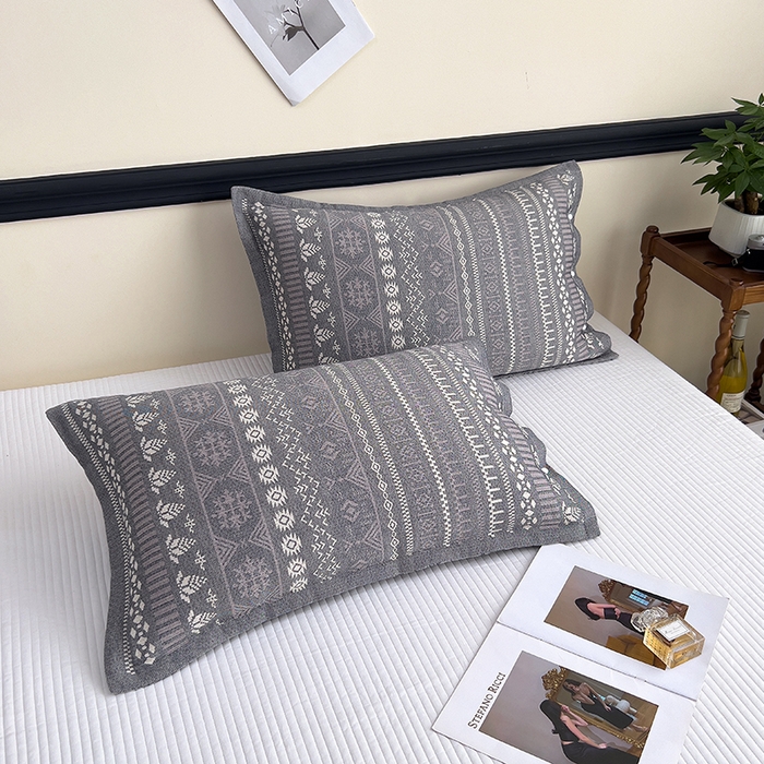 91家纺网 家纺一手货源 找家纺 悦然毛巾被 2025新款四层纱全棉纱布枕套 米亚灰