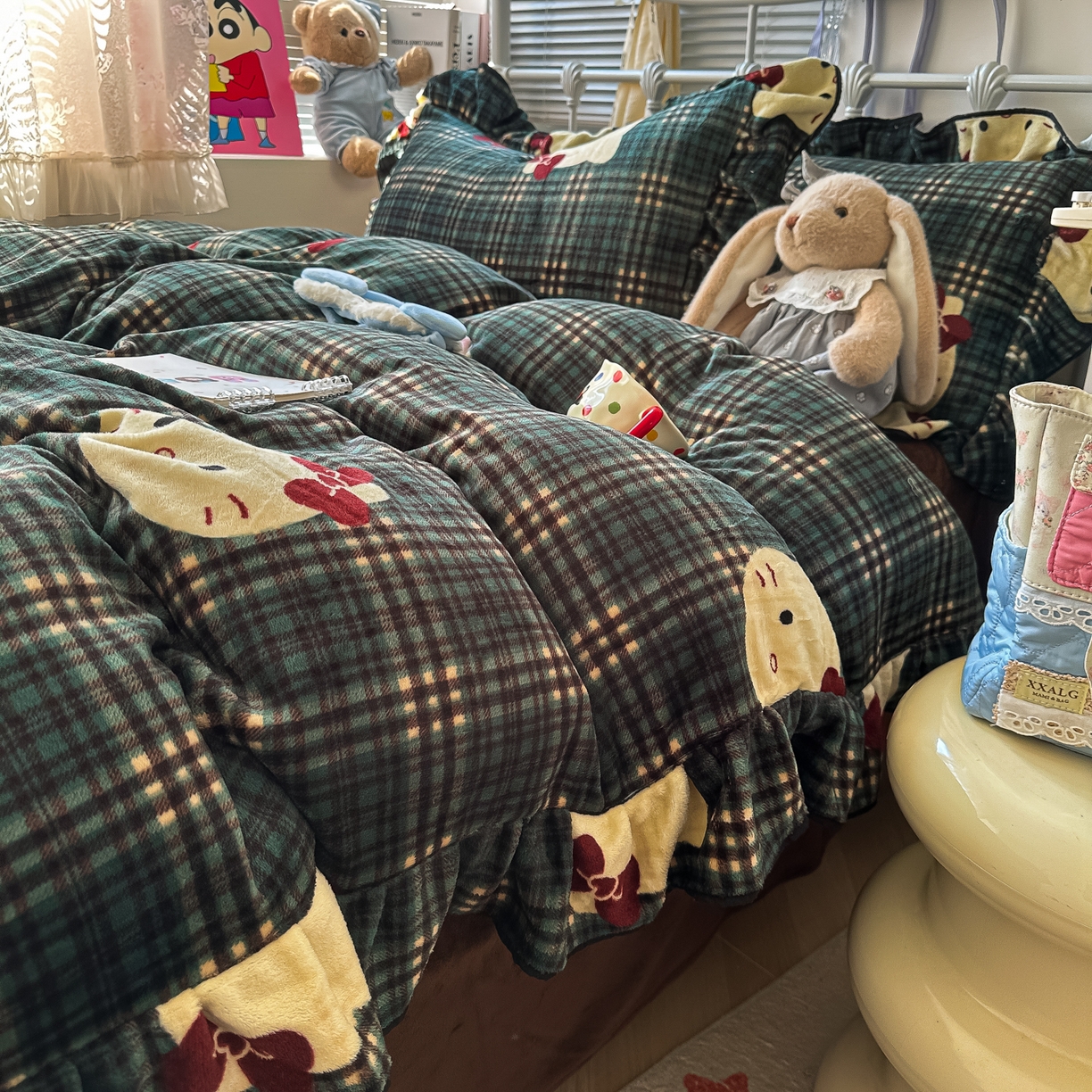 91家纺网 家纺一手货源 找家纺 韩都家居 2025新款亲肤舒适韩版温暖牛奶绒四件套-花边款 猫猫汇