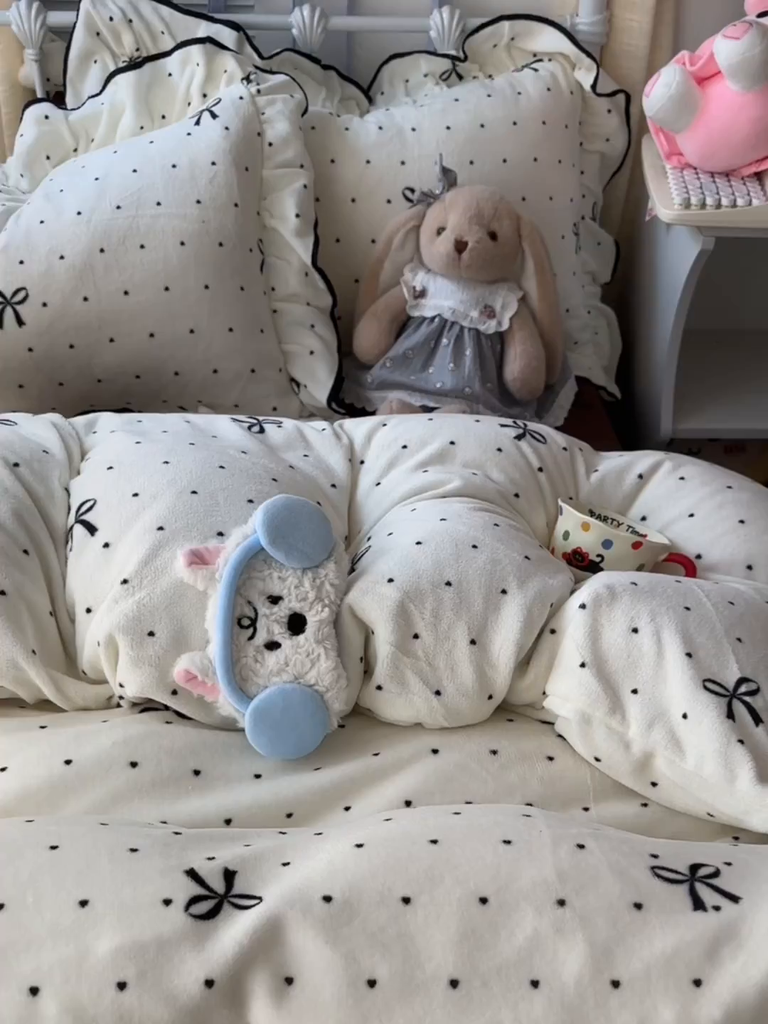 91家纺网 家纺一手货源 找家纺 韩都家居 2025新款亲肤舒适韩版温暖牛奶绒四件套-花边款 时尚蝴蝶结