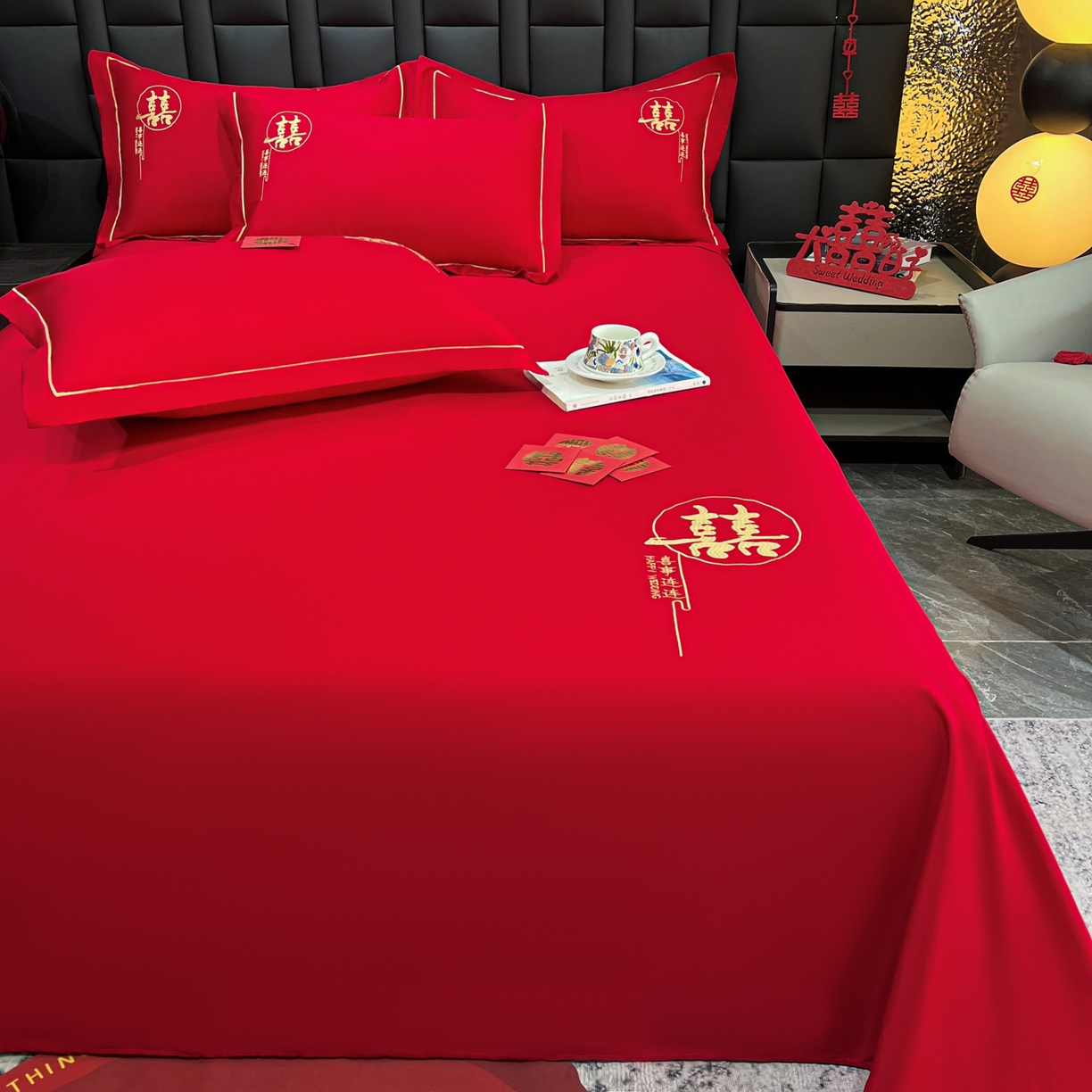 91家纺网 家纺一手货源 找家纺 极梦家纺 2025新款轻奢简约水洗磨毛婚庆系列单品床单大红床单 喜事连连