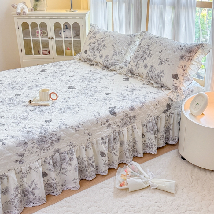 91家纺网 家纺一手货源 找家纺 （总）爱妮玖玖 2025新款全棉小白边夹棉床盖四件套