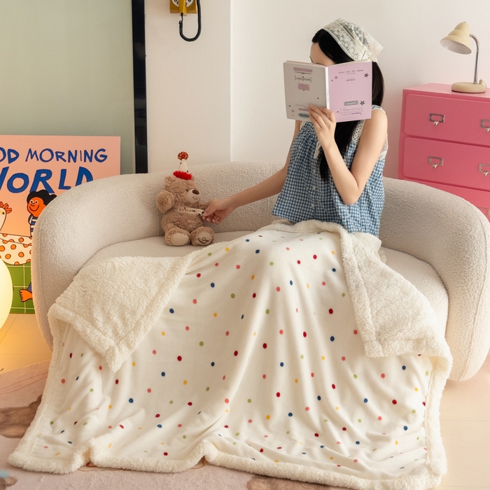 91家纺网 家纺一手货源 找家纺 艾特你 2025新款ins羊羔绒牛奶绒可被套休闲毯单被套-毯子图 多彩