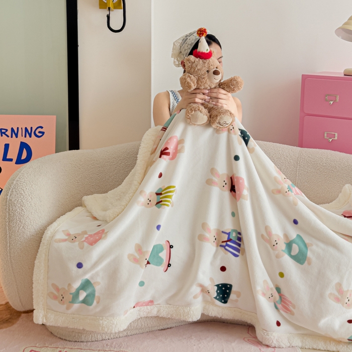 91家纺网 家纺一手货源 找家纺 艾特你 2025新款ins羊羔绒牛奶绒可被套休闲毯单被套-毯子图 花间兔