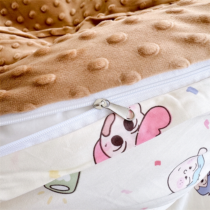 91家纺网 家纺一手货源 找家纺 优迈 2025学生季全棉高克重豆豆绒三四件套加厚保暖婴儿绒牛奶绒单被套单人双人被套加大号棉加绒三四件套 小新和他的蜡笔