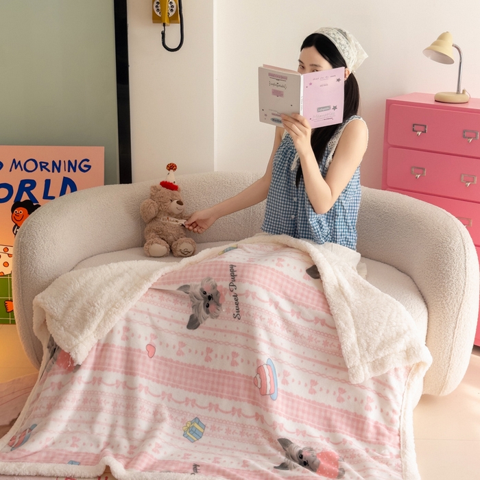 91家纺网 家纺一手货源 找家纺 艾特你 2025新款ins羊羔绒牛奶绒可被套休闲毯单被套-毯子图 欢喜