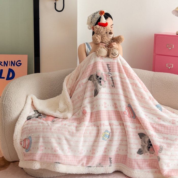 91家纺网 家纺一手货源 找家纺 艾特你 2025新款ins羊羔绒牛奶绒可被套休闲毯单被套-毯子图 欢喜