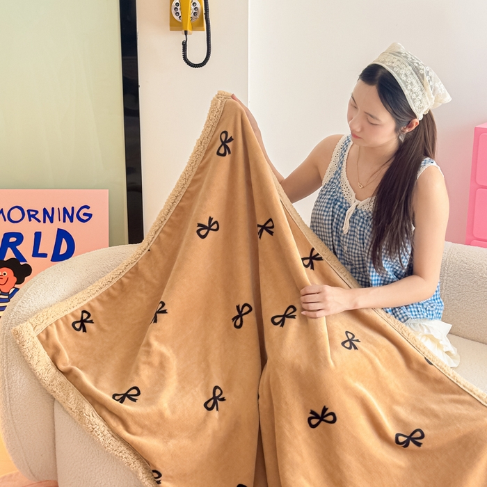 91家纺网 家纺一手货源 找家纺 艾特你 2025新款ins羊羔绒牛奶绒可被套休闲毯单被套-毯子图 卡布基诺