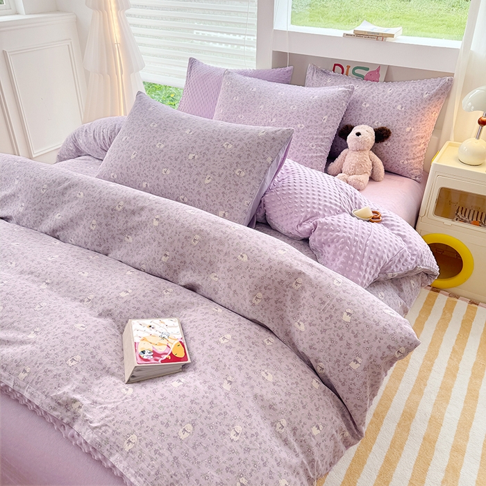 91家纺网 家纺一手货源 找家纺 优迈 2025学生季全棉高克重豆豆绒三四件套加厚保暖婴儿绒牛奶绒单被套单人双人被套加大号棉加绒三四件套 紫色兔几