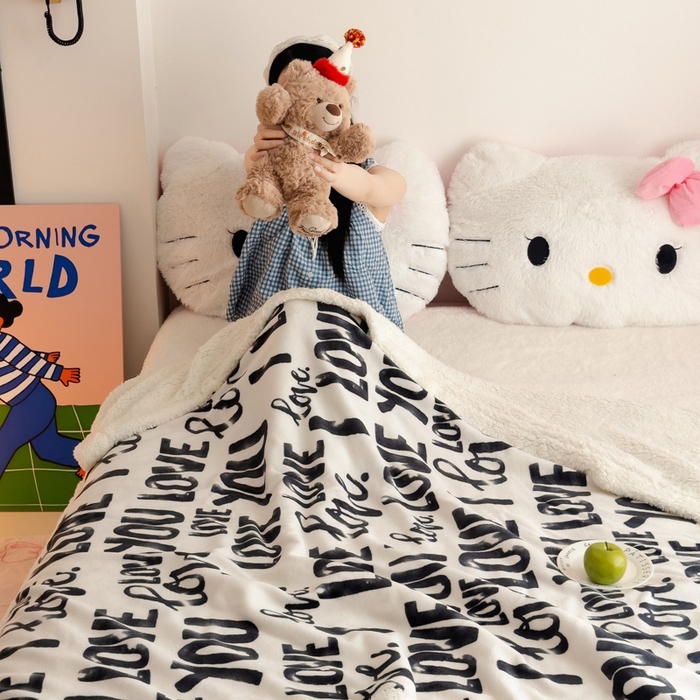 91家纺网 家纺一手货源 找家纺 艾特你 2025新款ins羊羔绒牛奶绒可被套休闲毯单被套-毯子图 情话