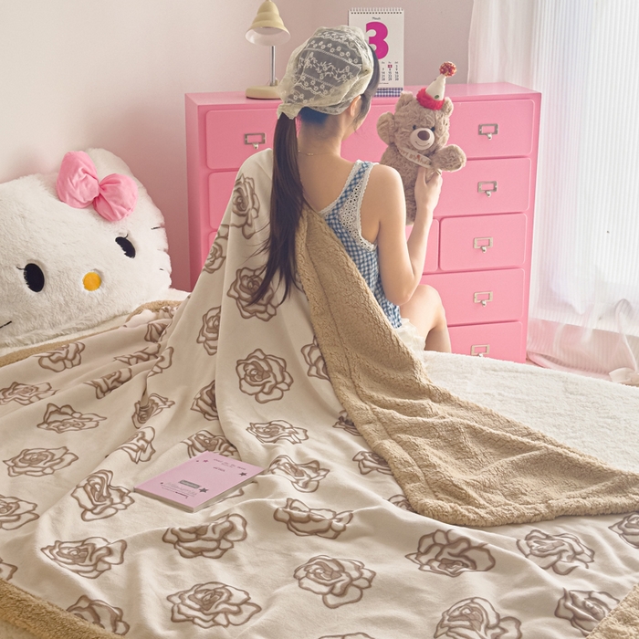 91家纺网 家纺一手货源 找家纺 艾特你 2025新款ins羊羔绒牛奶绒可被套休闲毯单被套-毯子图 苏颜