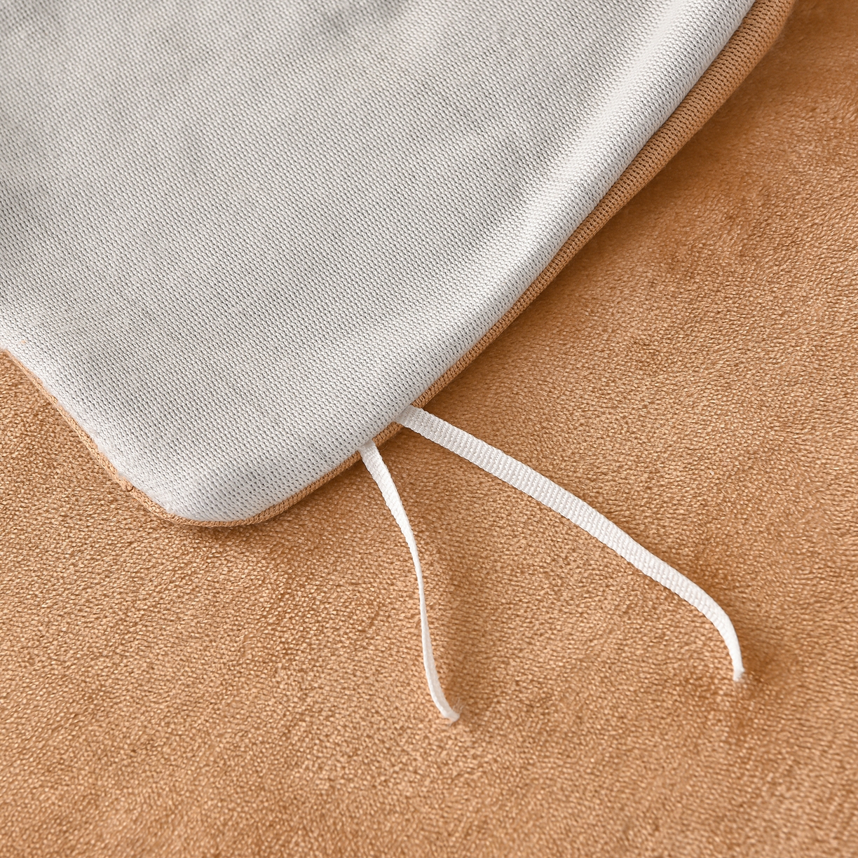 91家纺网 家纺一手货源 找家纺 亿品2025直播爆款9.5斤牛奶绒四件套加厚保暖床裙四件套 花仙子【紫灰】