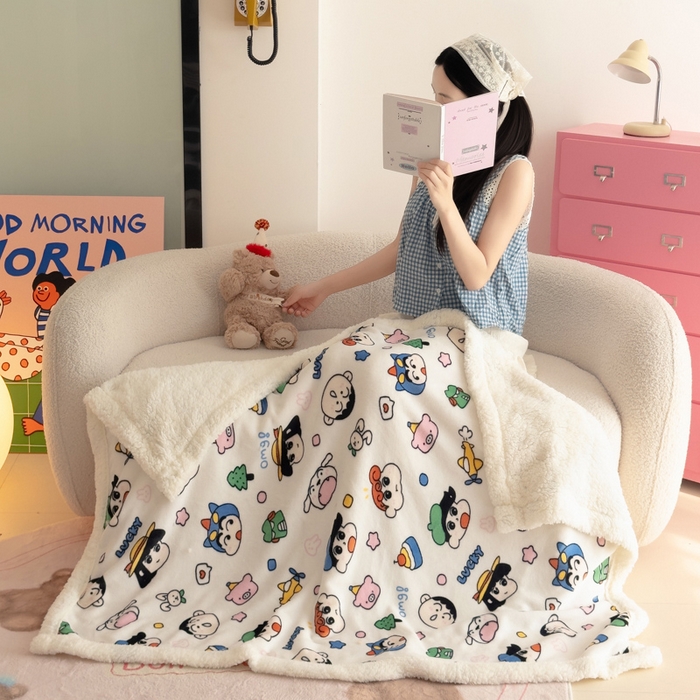 91家纺网 家纺一手货源 找家纺 艾特你 2025新款ins羊羔绒牛奶绒可被套休闲毯单被套-毯子图 小新家族