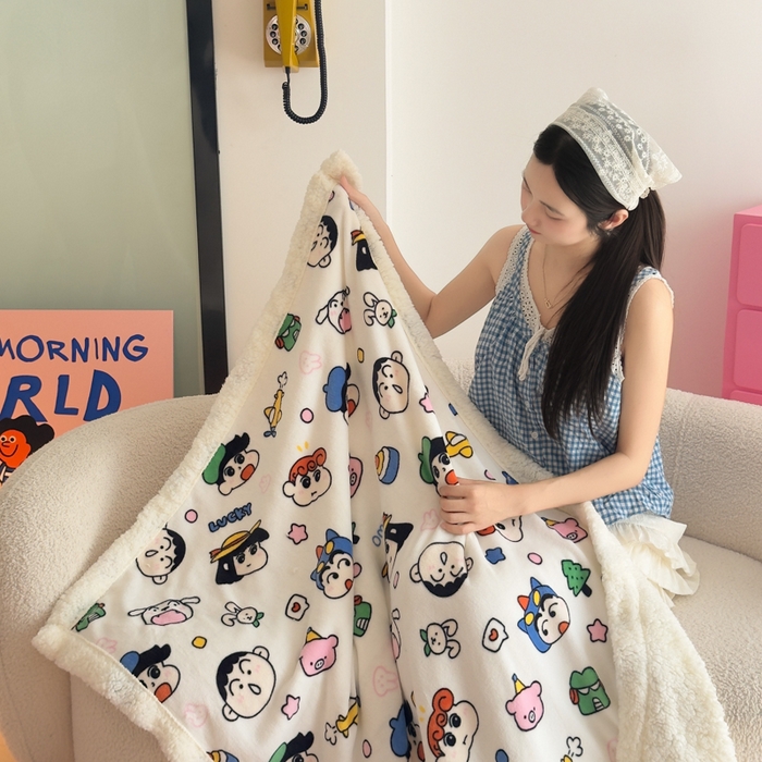 91家纺网 家纺一手货源 找家纺 艾特你 2025新款ins羊羔绒牛奶绒可被套休闲毯单被套-毯子图 小新家族