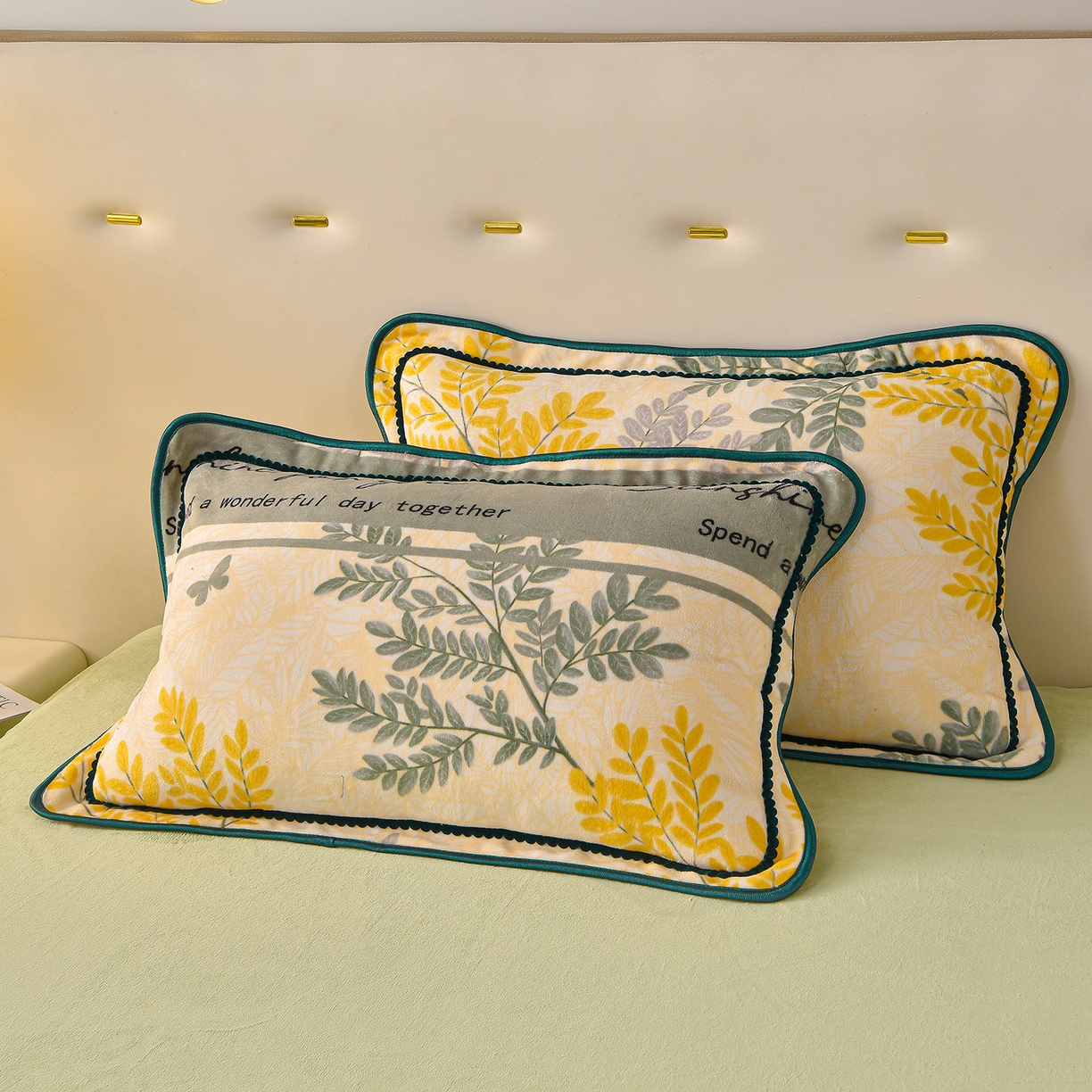 91家纺网 家纺一手货源 找家纺 亿品2025直播爆款9.5斤牛奶绒四件套加厚保暖床裙四件套 兰亭序