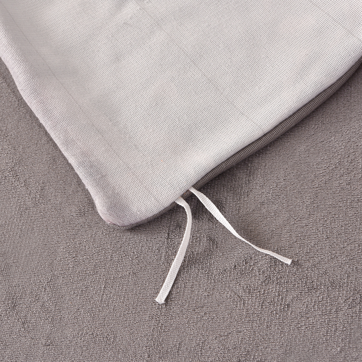 91家纺网 家纺一手货源 找家纺 亿品2025直播爆款9.5斤牛奶绒四件套加厚保暖床裙四件套 情人草