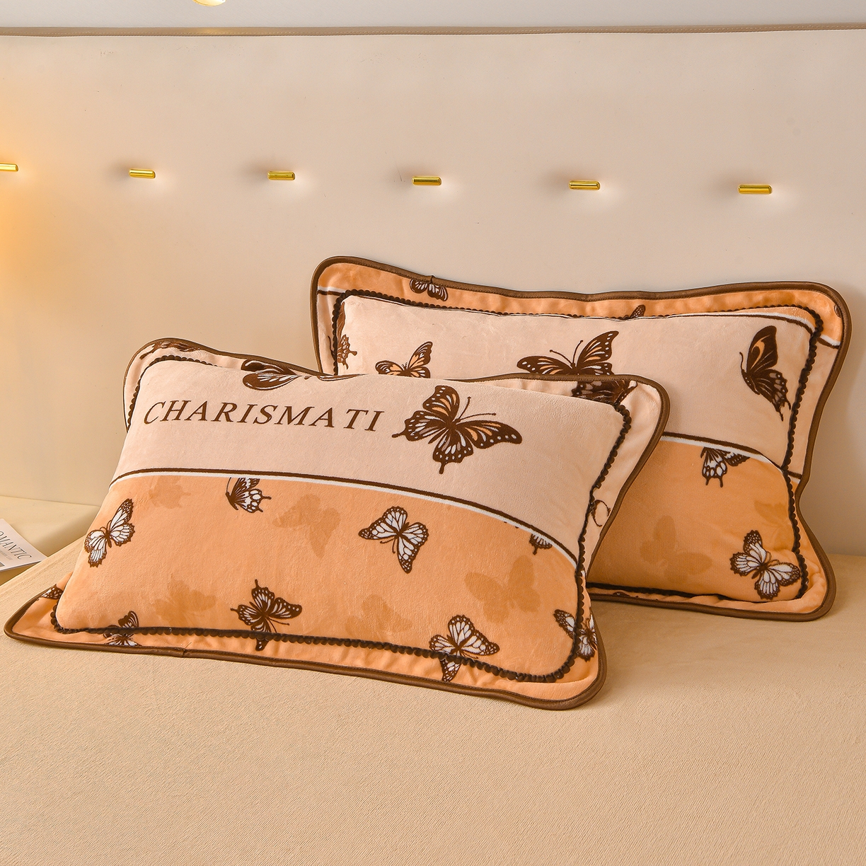 91家纺网 家纺一手货源 找家纺 亿品2025直播爆款9.5斤牛奶绒四件套加厚保暖床裙四件套 羽蝶