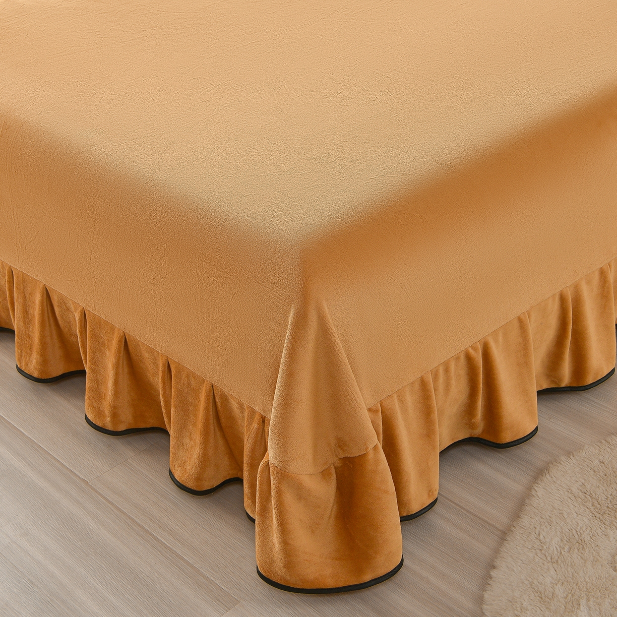 91家纺网 家纺一手货源 找家纺 亿品2025直播爆款9.5斤牛奶绒四件套加厚保暖床裙四件套 紫罗兰