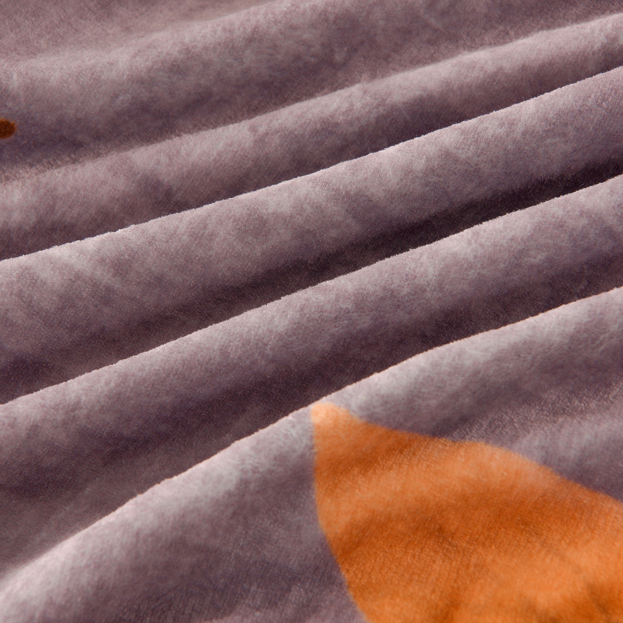 91家纺网 家纺一手货源 找家纺 亿品2025直播爆款9.5斤牛奶绒四件套加厚保暖床裙四件套 紫罗兰