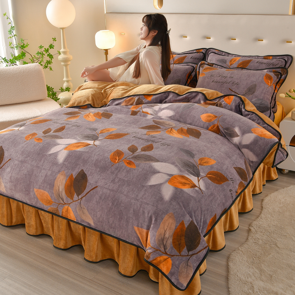 91家纺网 家纺一手货源 找家纺 亿品2025直播爆款9.5斤牛奶绒四件套加厚保暖床裙四件套 紫罗兰