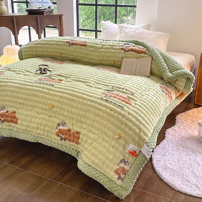 91家纺网 家纺一手货源 找家纺 优迈 2025直播热款A+兔兔绒豆豆被三层夹棉加厚毛毯毯子牛奶绒冬被泡泡兔毛绒保暖被子被芯 趴趴熊