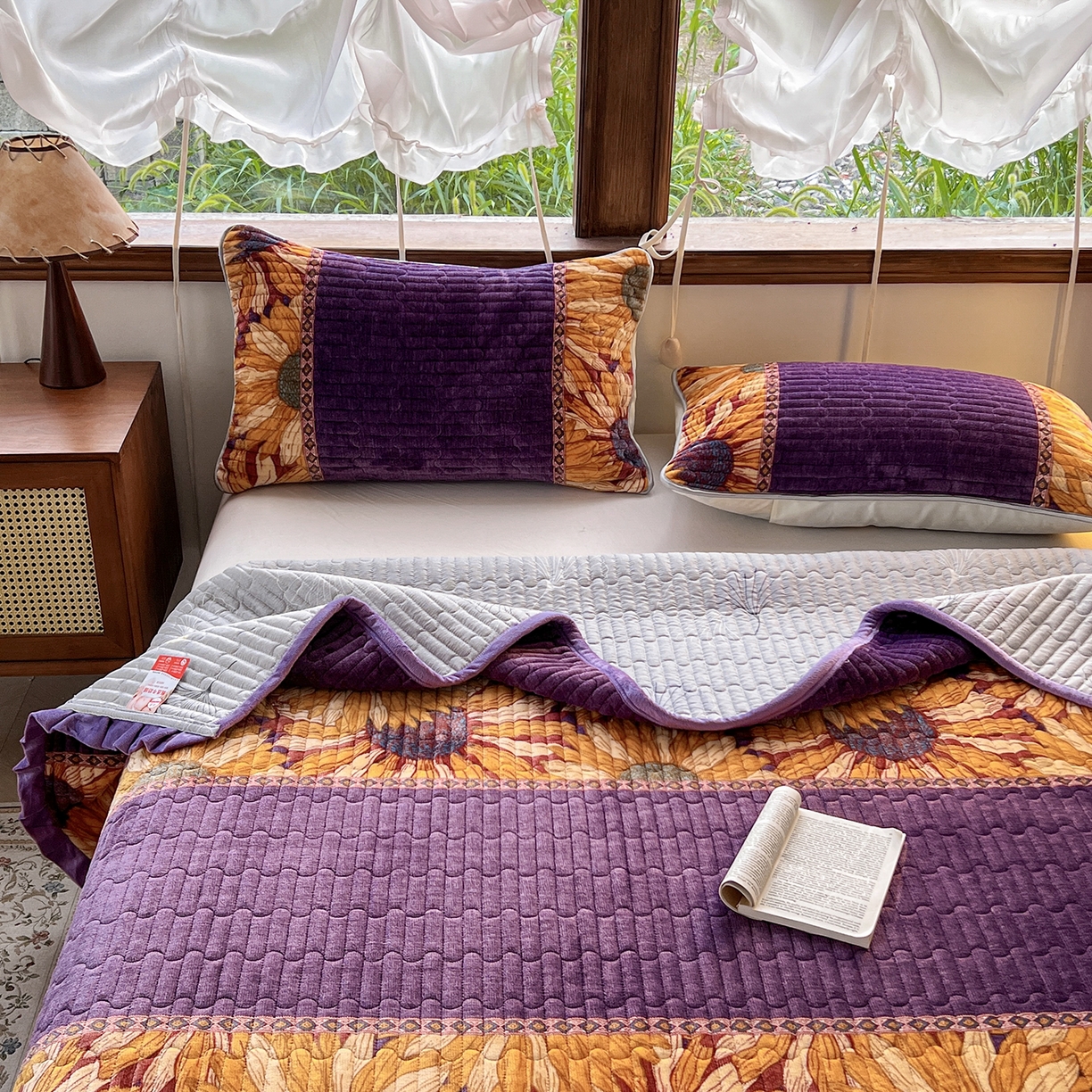 91家纺网 家纺一手货源 找家纺 默忆 2025新款牛奶绒夹棉花边韩版印花床盖三件套加厚保暖多功能单床盖 一举夺葵