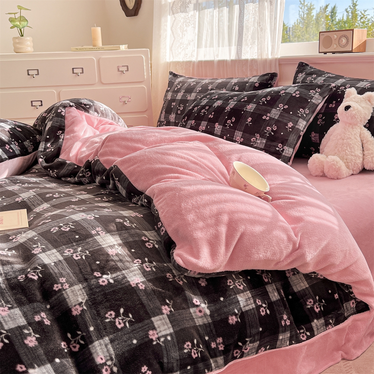 91家纺网 家纺一手货源 找家纺 欧尚家纺 2025新款跑量牛奶绒四件套 魅图