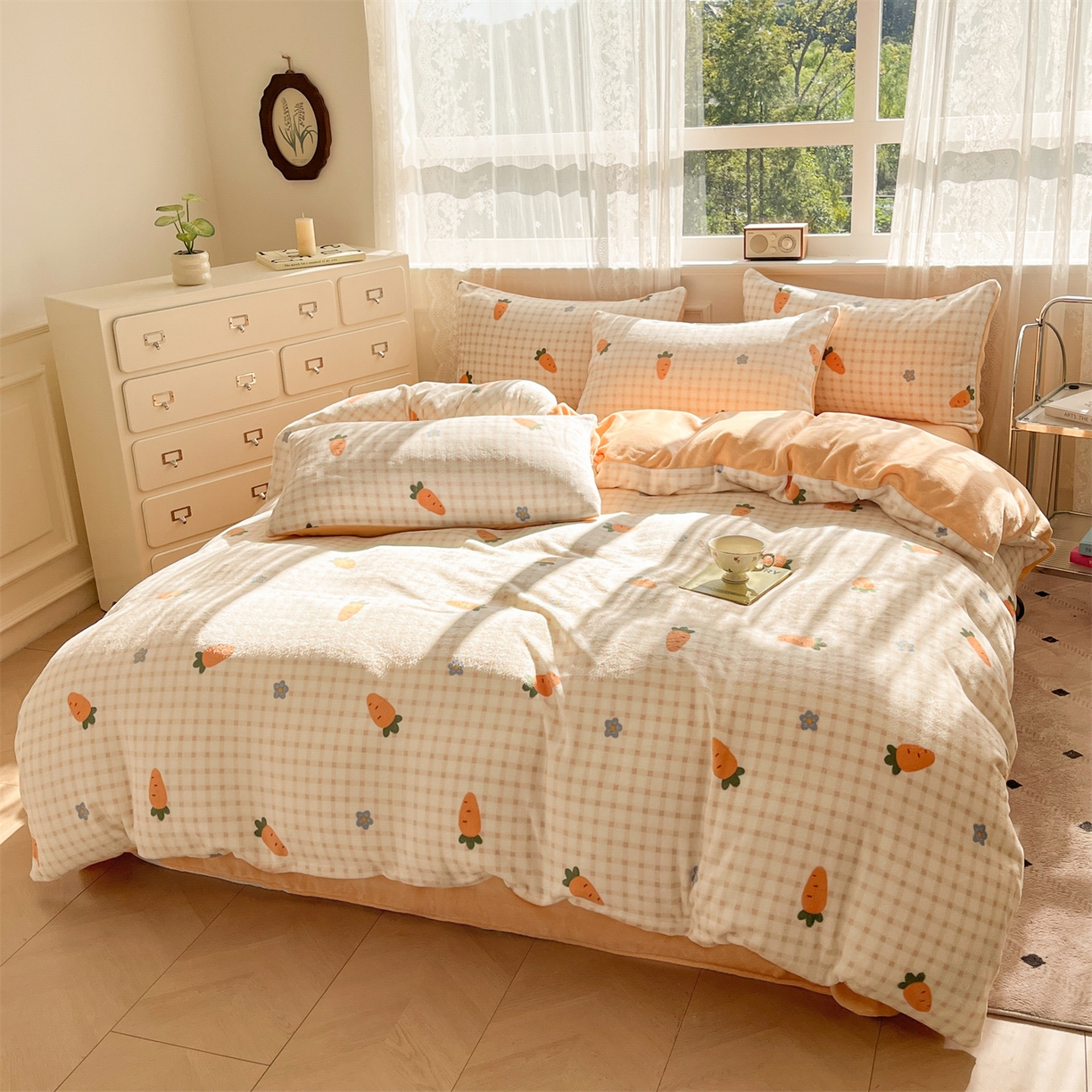 91家纺网 家纺一手货源 找家纺 欧尚家纺 2025新款跑量牛奶绒四件套 萝卜