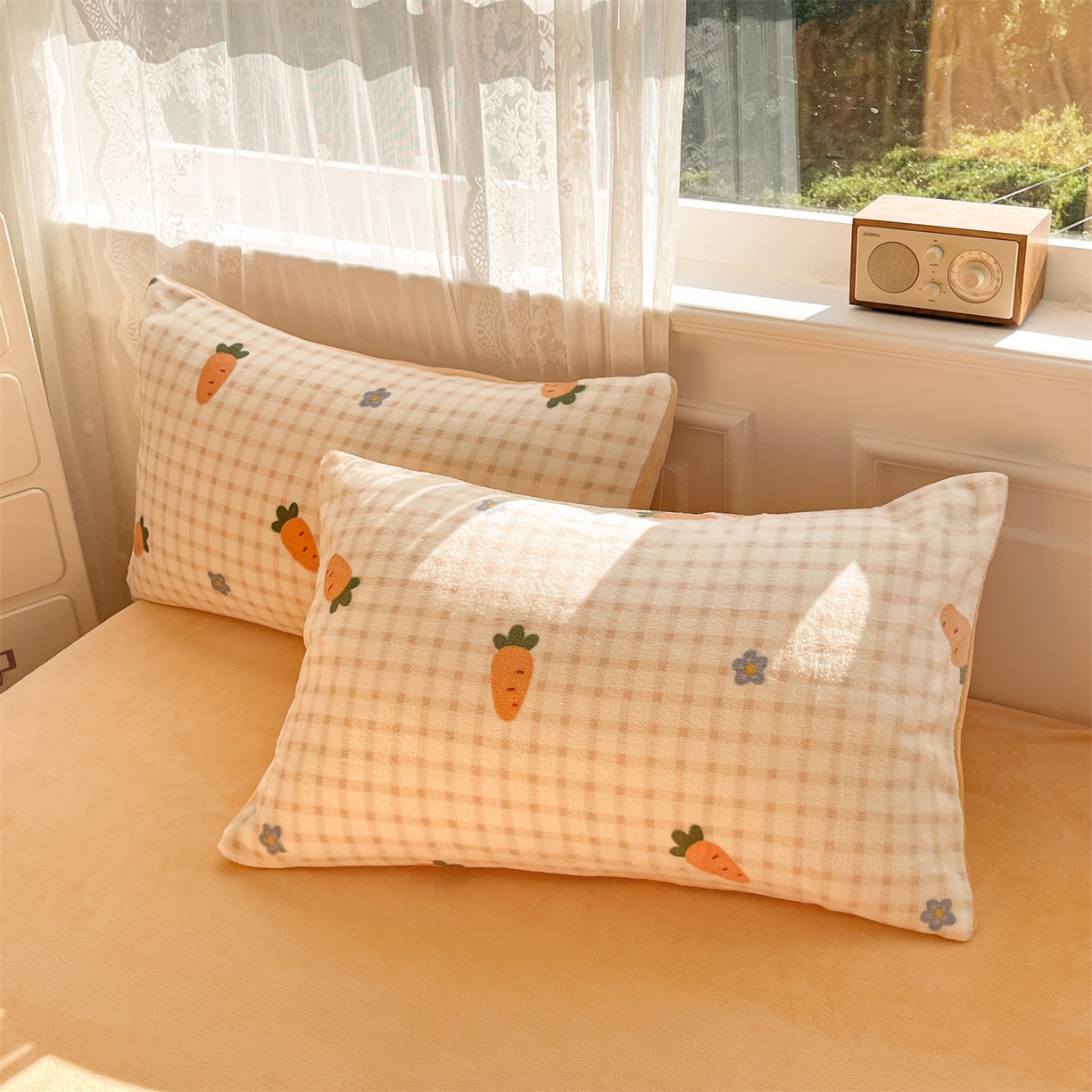 91家纺网 家纺一手货源 找家纺 欧尚家纺 2025新款跑量牛奶绒四件套 萝卜