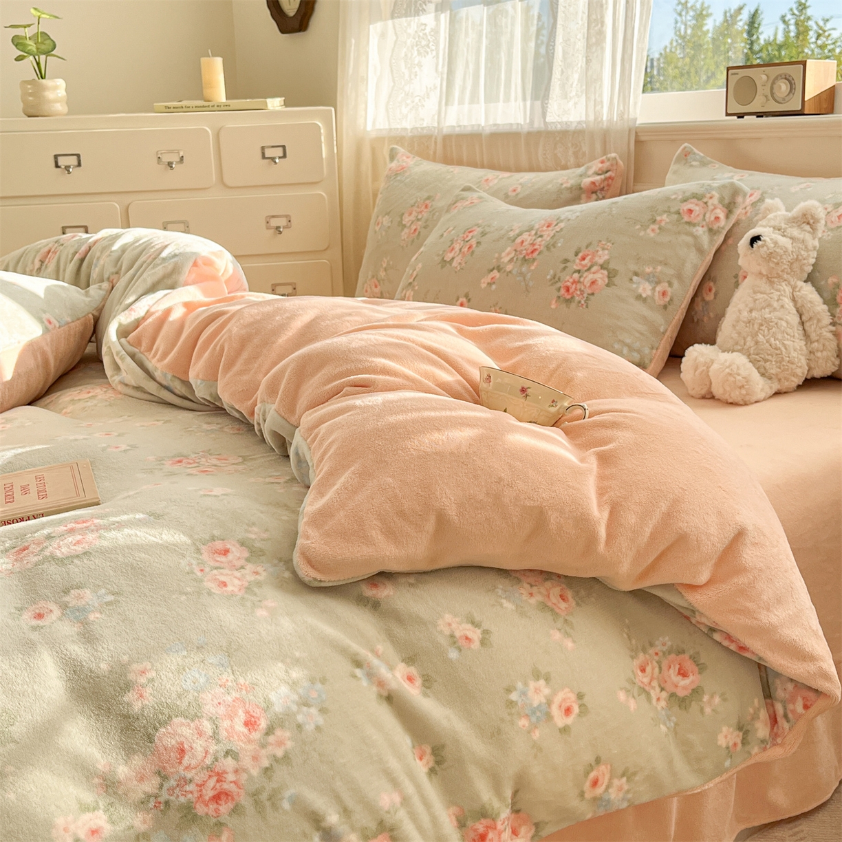 91家纺网 家纺一手货源 找家纺 欧尚家纺 2025新款跑量牛奶绒四件套 沐熙花