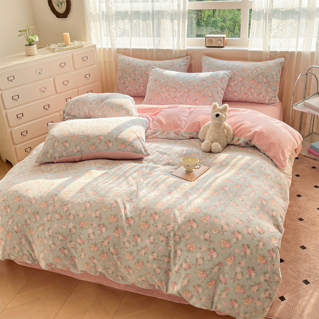 91家纺网 家纺一手货源 找家纺 欧尚家纺 2025新款跑量牛奶绒四件套 温馨花语