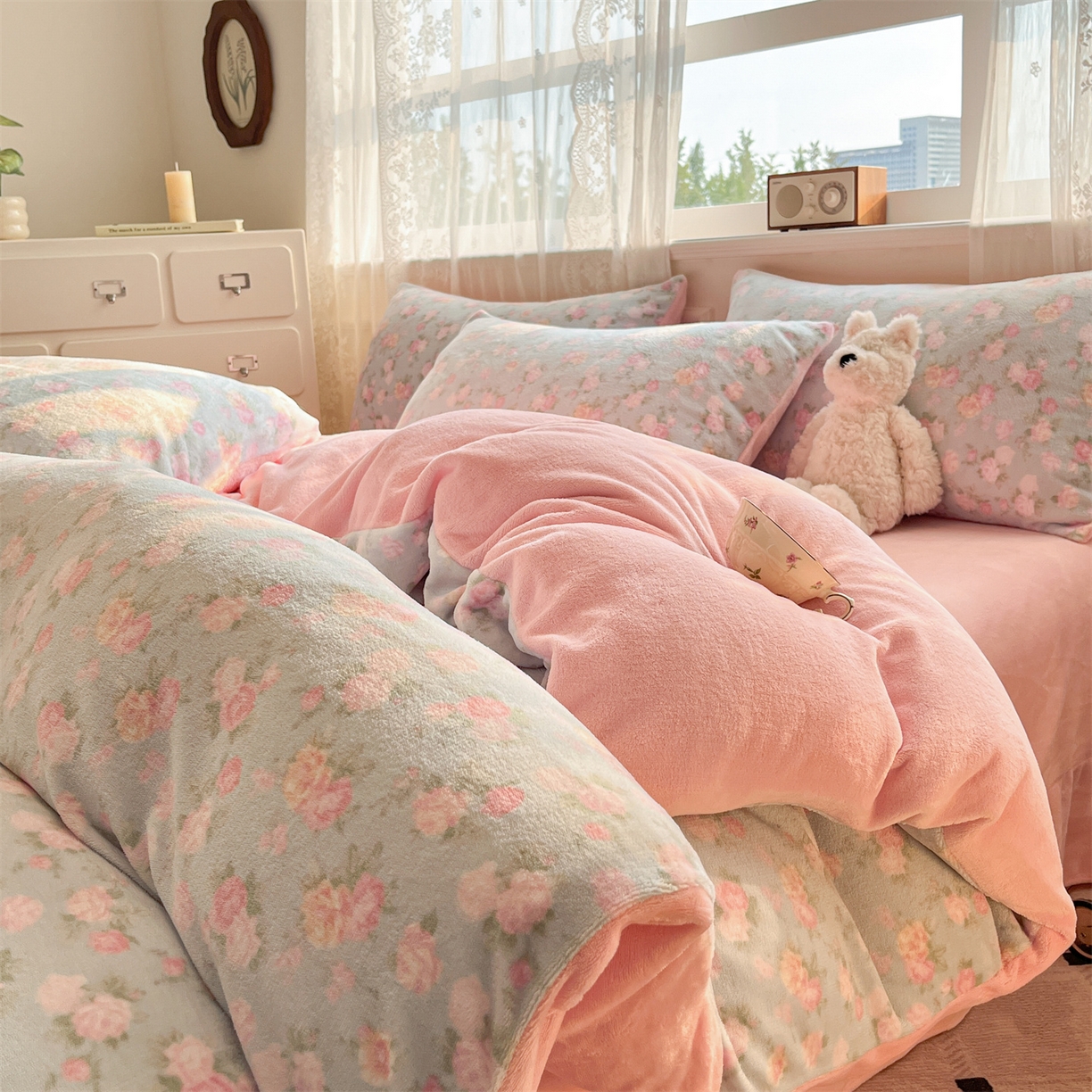 91家纺网 家纺一手货源 找家纺 欧尚家纺 2025新款跑量牛奶绒四件套 温馨花语