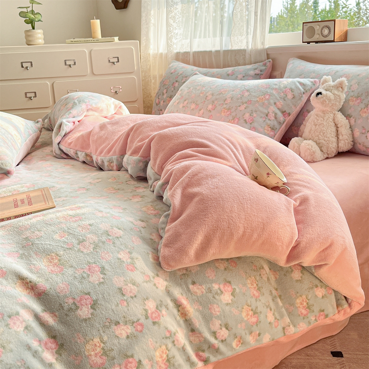 91家纺网 家纺一手货源 找家纺 欧尚家纺 2025新款跑量牛奶绒四件套 温馨花语