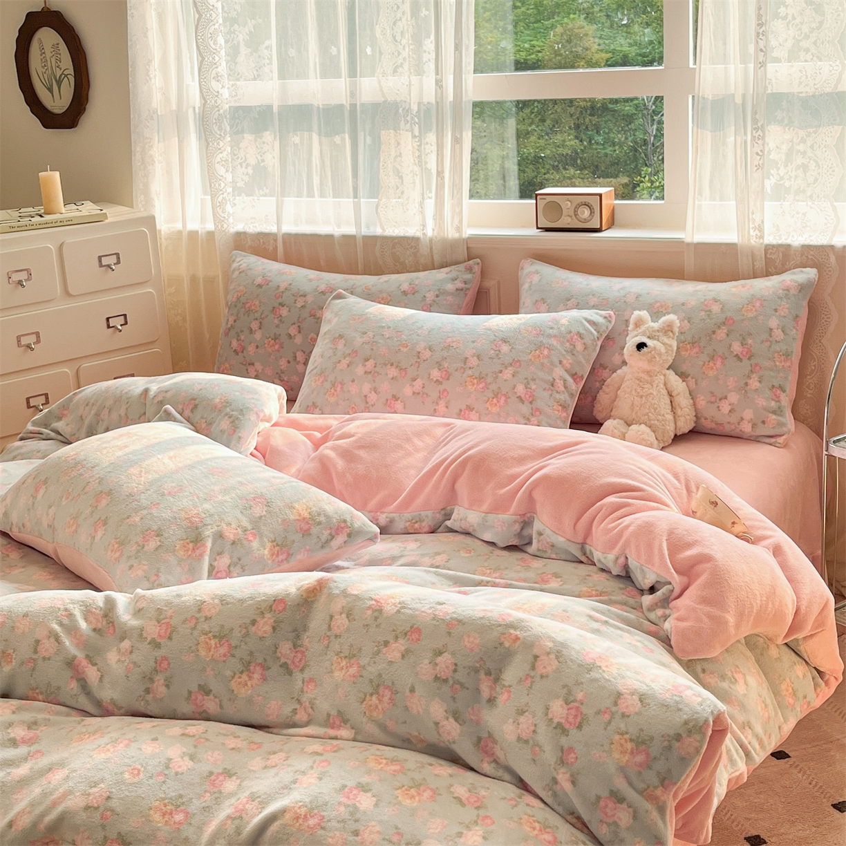 91家纺网 家纺一手货源 找家纺 欧尚家纺 2025新款跑量牛奶绒四件套 温馨花语