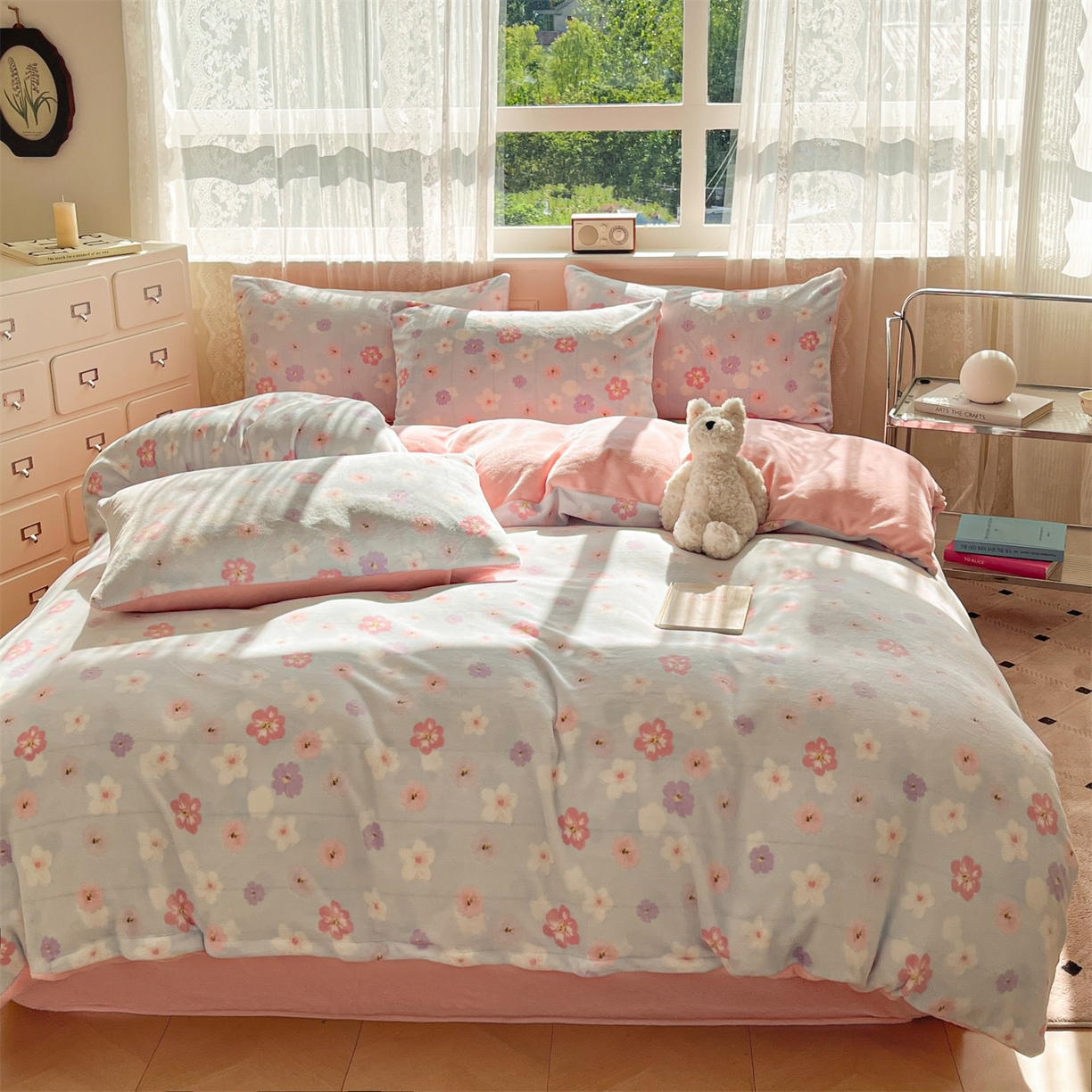 91家纺网 家纺一手货源 找家纺 欧尚家纺 2025新款跑量牛奶绒四件套 花海