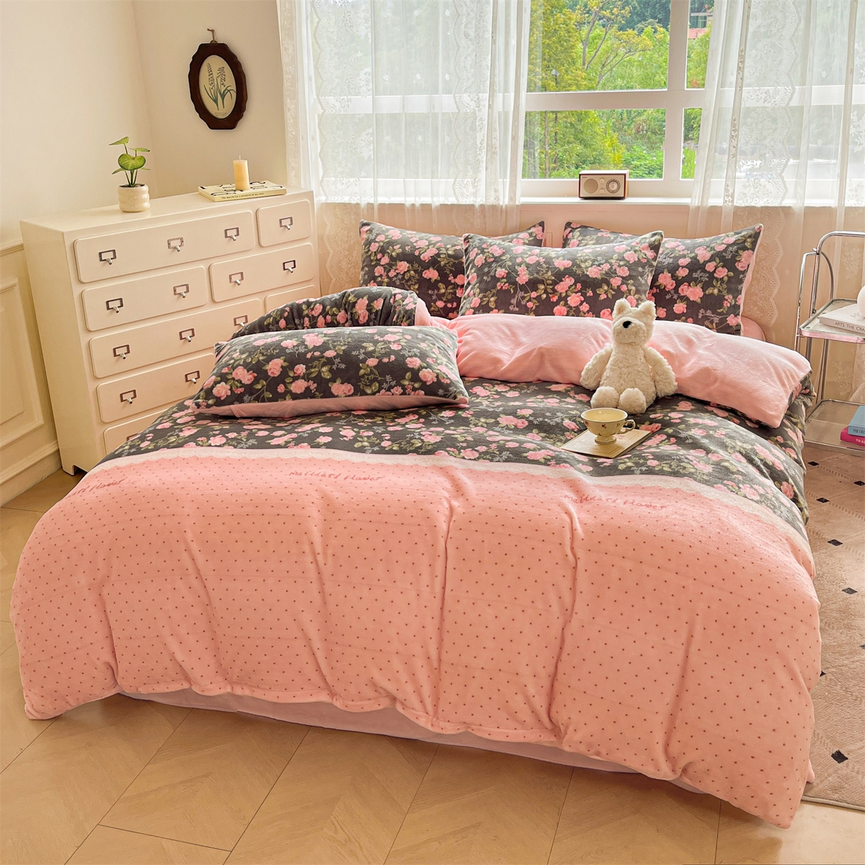 91家纺网 家纺一手货源 找家纺 欧尚家纺 2025新款跑量牛奶绒四件套 秘密花园