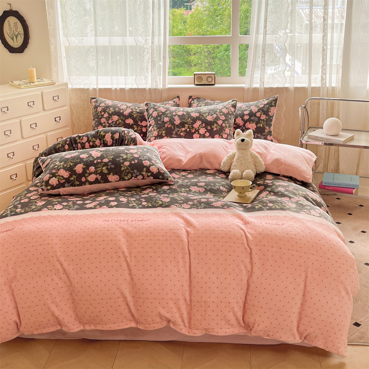 91家纺网 家纺一手货源 找家纺 欧尚家纺 2025新款跑量牛奶绒四件套 秘密花园