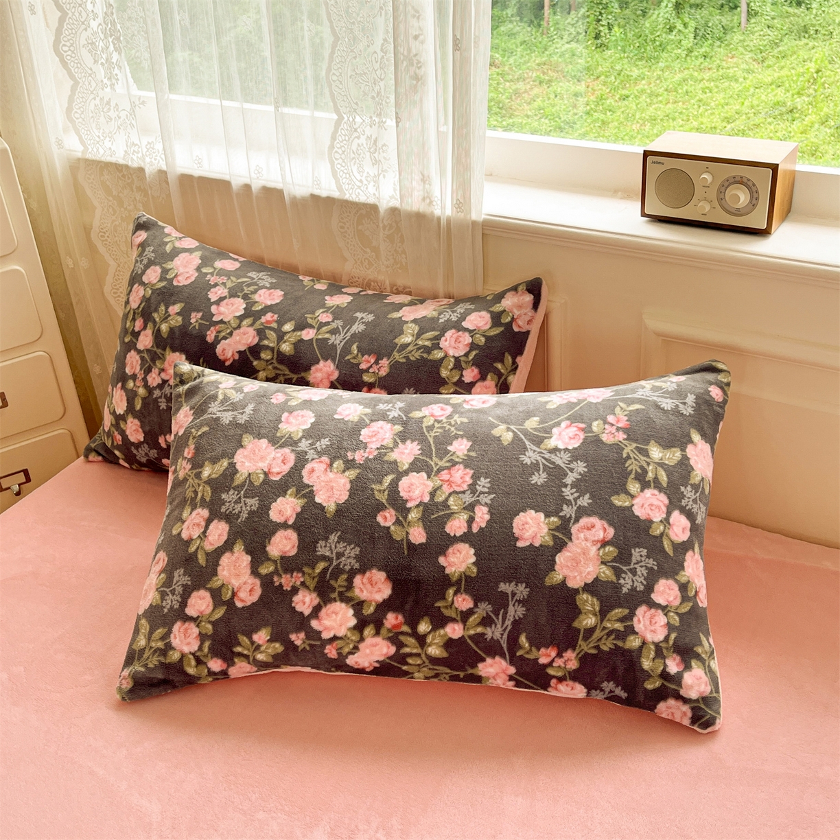 91家纺网 家纺一手货源 找家纺 欧尚家纺 2025新款跑量牛奶绒四件套 秘密花园