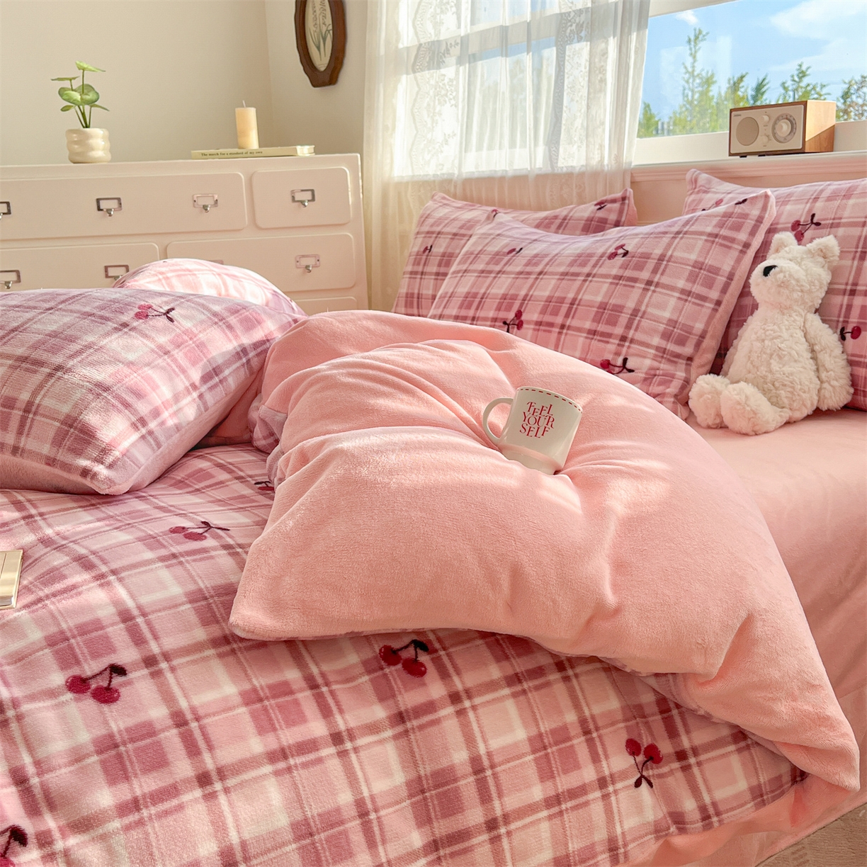 91家纺网 家纺一手货源 找家纺 欧尚家纺 2025新款跑量牛奶绒四件套 乌梅子酱