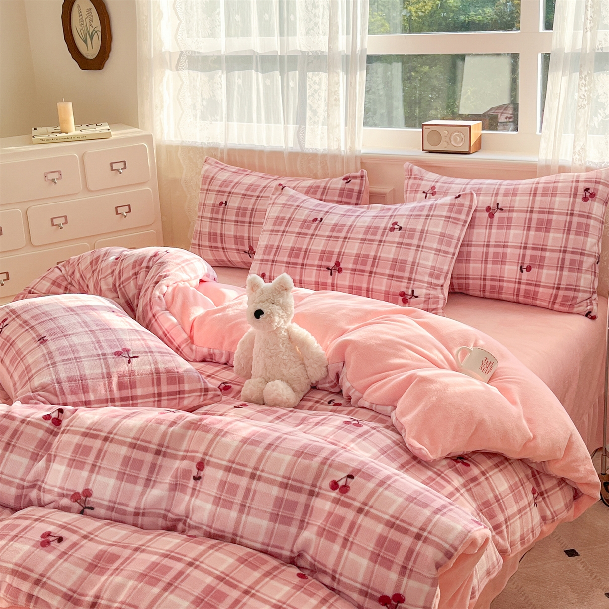 91家纺网 家纺一手货源 找家纺 欧尚家纺 2025新款跑量牛奶绒四件套 乌梅子酱