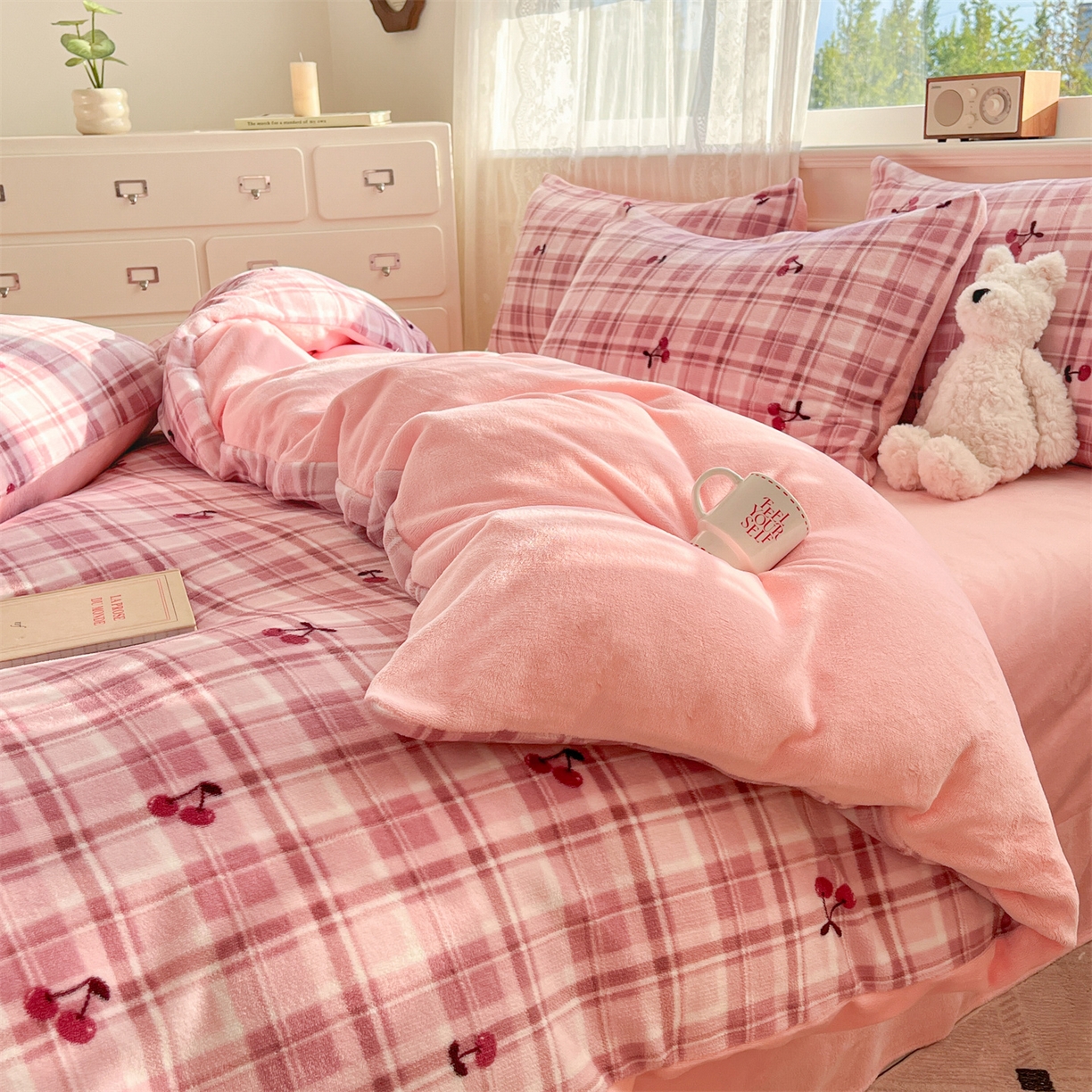 91家纺网 家纺一手货源 找家纺 欧尚家纺 2025新款跑量牛奶绒四件套 乌梅子酱