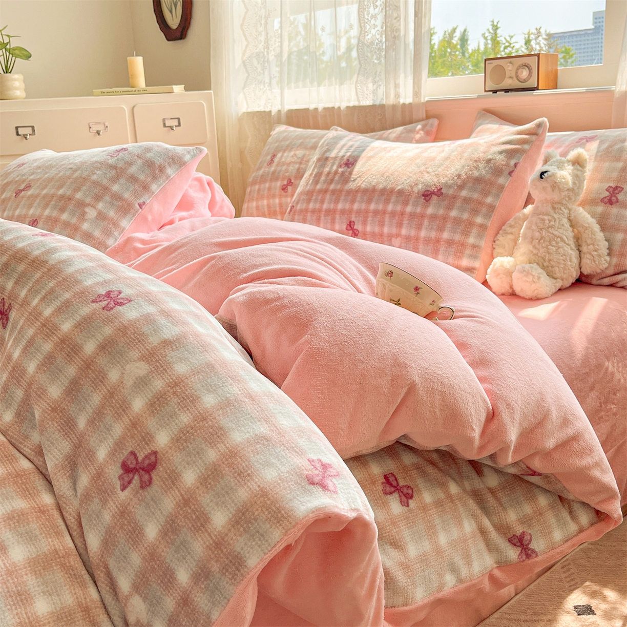 91家纺网 家纺一手货源 找家纺 欧尚家纺 2025新款跑量牛奶绒四件套 相思粉