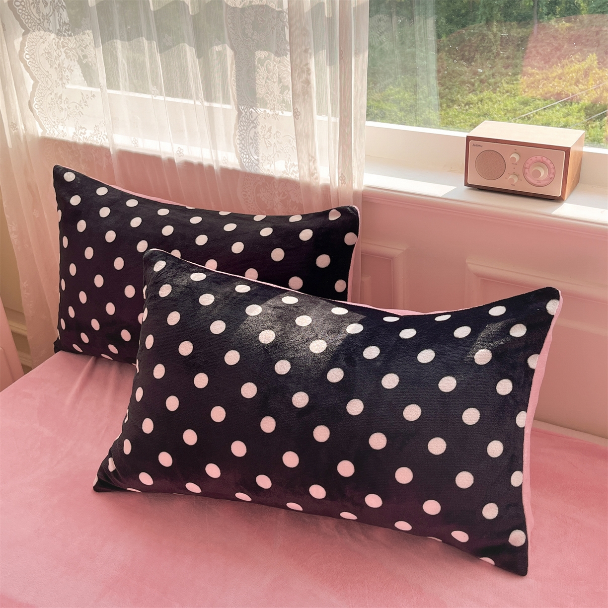 91家纺网 家纺一手货源 找家纺 欧尚家纺 2025新款跑量牛奶绒四件套 黑波点