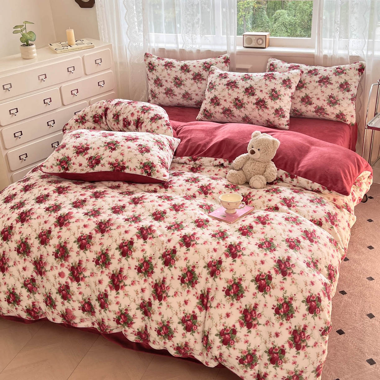 91家纺网 家纺一手货源 找家纺 欧尚家纺 2025新款跑量牛奶绒四件套 梨花落红