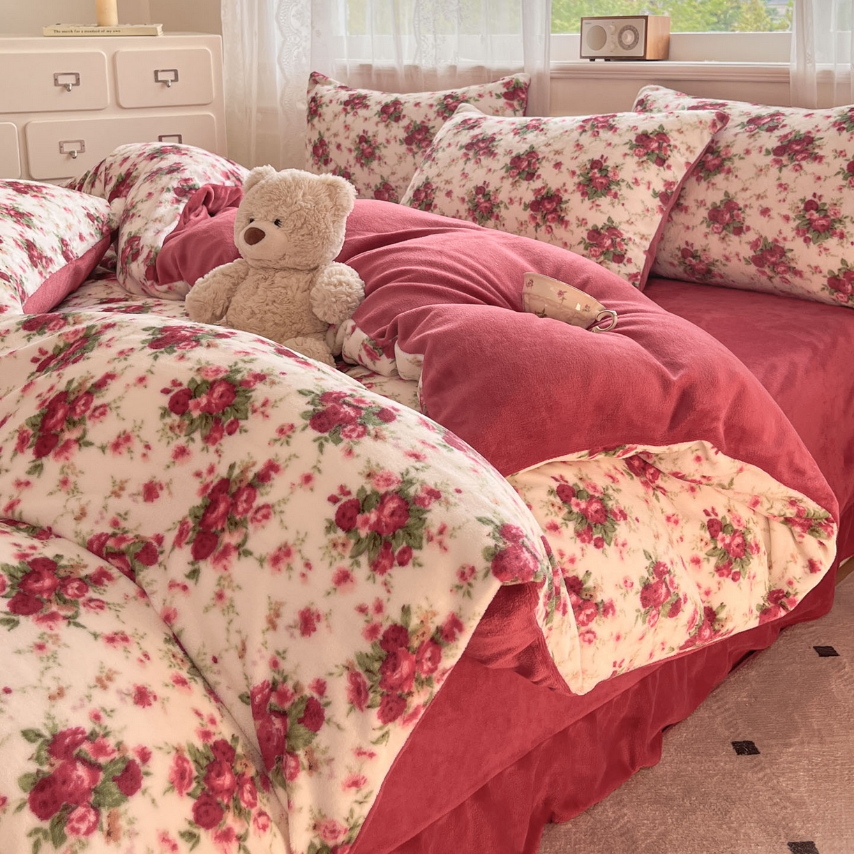 91家纺网 家纺一手货源 找家纺 欧尚家纺 2025新款跑量牛奶绒四件套 梨花落红