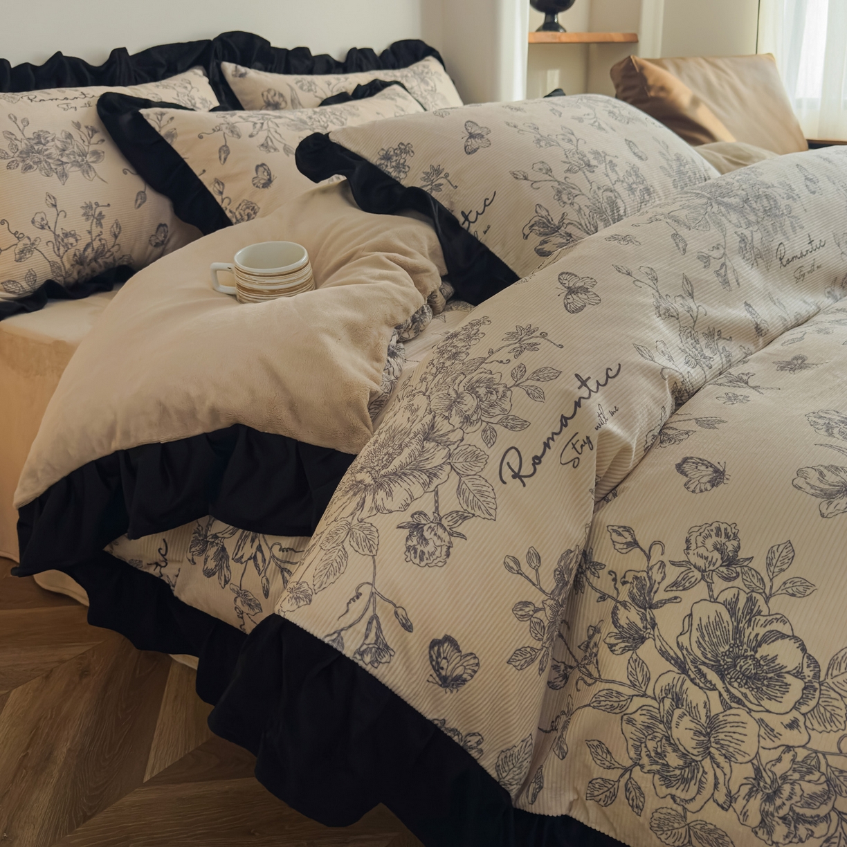 91家纺网 家纺一手货源 找家纺 （总）启发 2025新款法式赫本风灯芯绒印花四件套