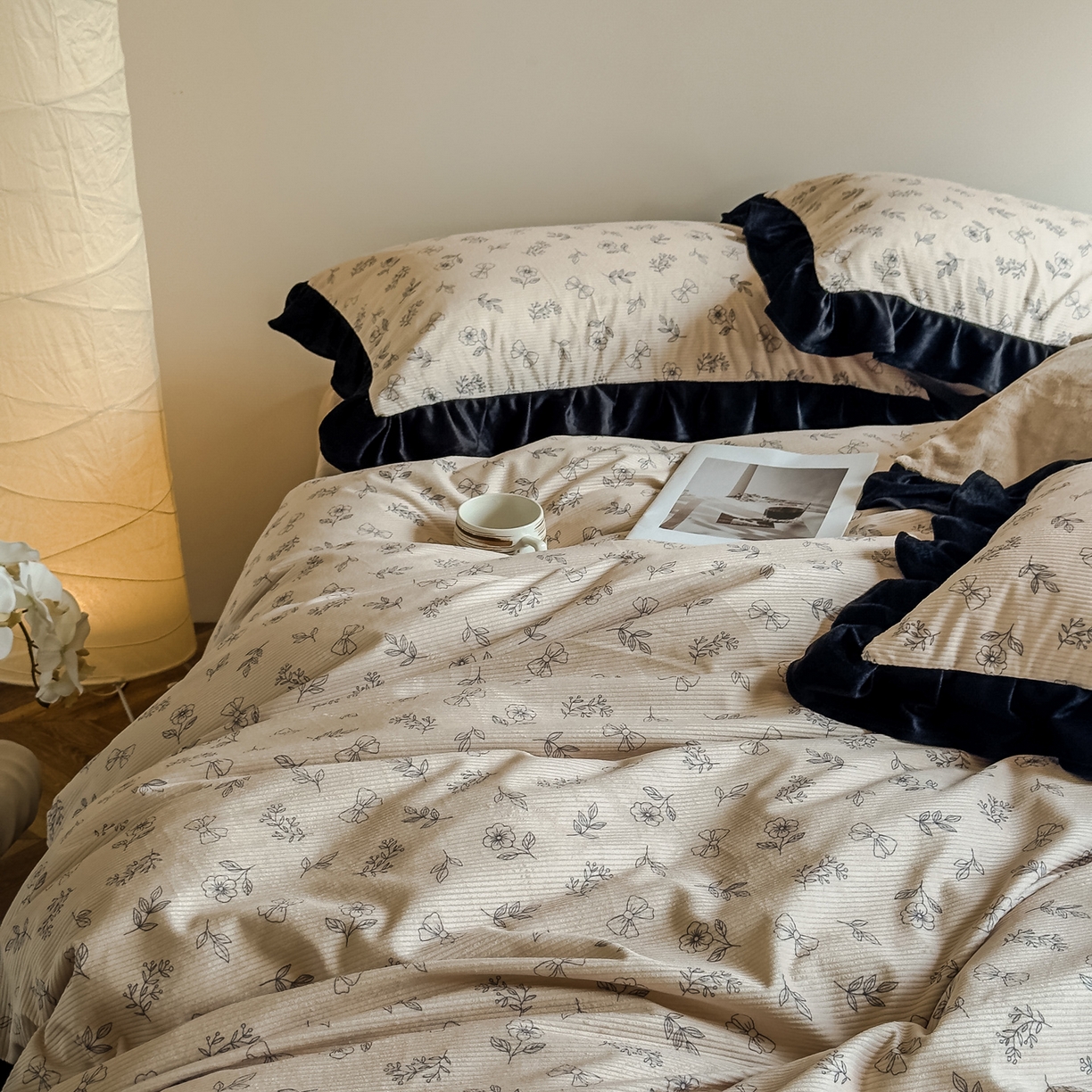 91家纺网 家纺一手货源 找家纺 启发 2025新款法式赫本风灯芯绒印花四件套 森系小花